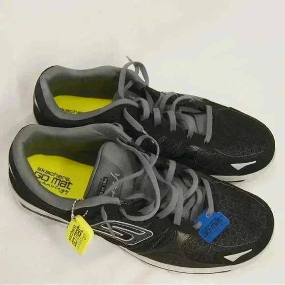 NWT New Sketchers Go Walk Flash Running Walking Shoes Size 13 - Picture 4 of 5